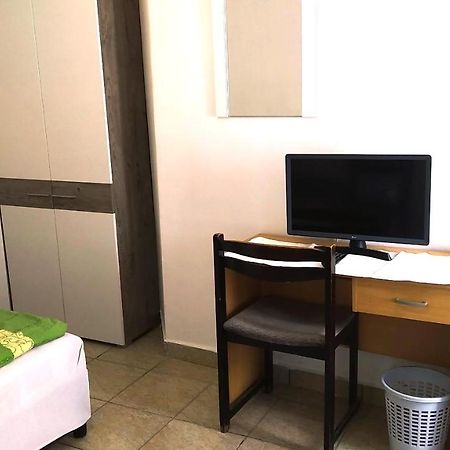 Hostel Maros Γκιόρ Εξωτερικό φωτογραφία