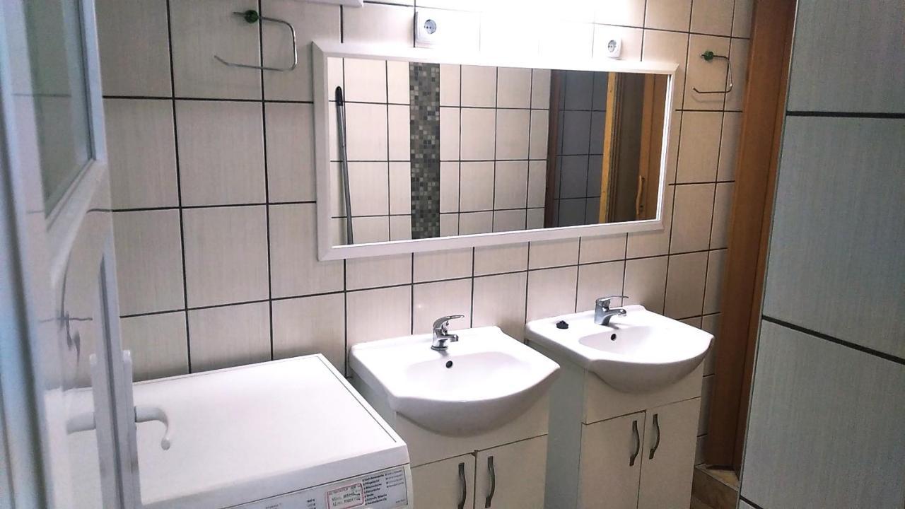 Hostel Maros Γκιόρ Εξωτερικό φωτογραφία