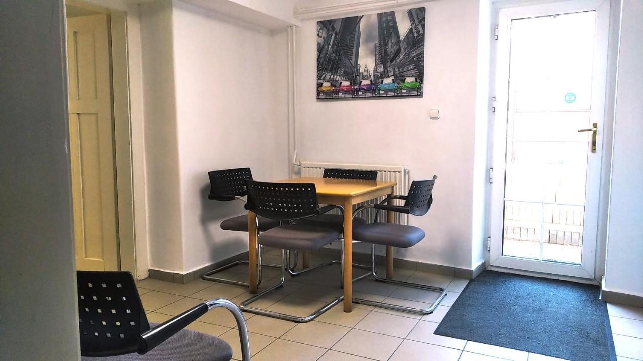 Hostel Maros Γκιόρ Εξωτερικό φωτογραφία